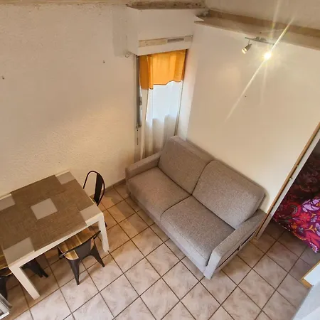 2 Pieces Avec Clim, Parking, Proche Commerces Et - Sainte-maxime, Golfe De St-tropez - Fr-1-780-76